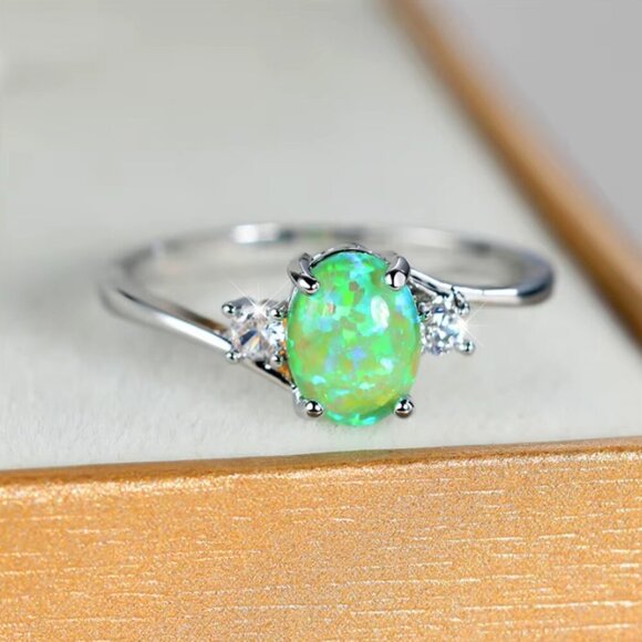 NEW 18k White Gold Green Fire Opal Diamond Ring Band - Picture 8 of 11